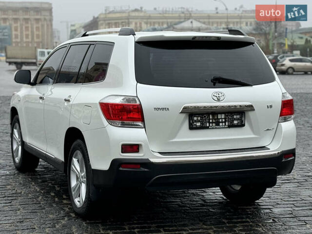Белый Тойота Хайлендер, объемом двигателя 3.46 л и пробегом 200 тыс. км за 14999 $, фото 17 на Automoto.ua
