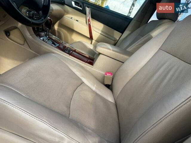 Белый Тойота Хайлендер, объемом двигателя 3.46 л и пробегом 207 тыс. км за 16850 $, фото 21 на Automoto.ua