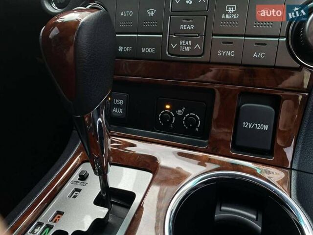 Белый Тойота Хайлендер, объемом двигателя 3.46 л и пробегом 28 тыс. км за 25622 $, фото 19 на Automoto.ua