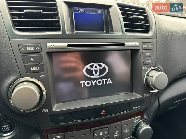 Белый Тойота Хайлендер, объемом двигателя 3.46 л и пробегом 200 тыс. км за 14999 $, фото 80 на Automoto.ua