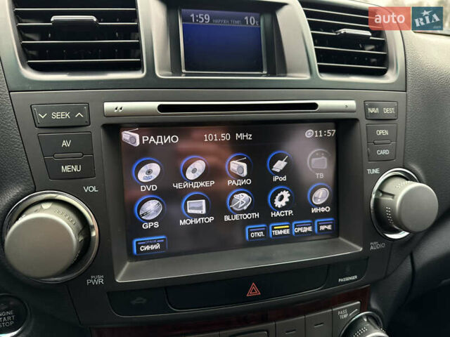 Белый Тойота Хайлендер, объемом двигателя 3.46 л и пробегом 200 тыс. км за 14999 $, фото 83 на Automoto.ua