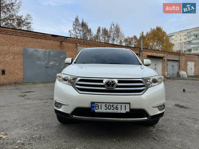 Белый Тойота Хайлендер, объемом двигателя 3.46 л и пробегом 172 тыс. км за 22000 $, фото 4 на Automoto.ua
