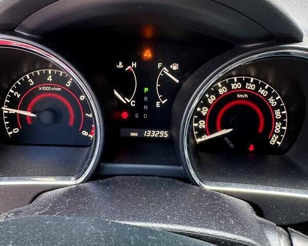 Белый Тойота Хайлендер, объемом двигателя 3.46 л и пробегом 133 тыс. км за 17000 $, фото 7 на Automoto.ua