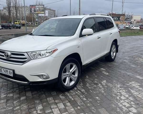 Белый Тойота Хайлендер, объемом двигателя 3.5 л и пробегом 280 тыс. км за 18000 $, фото 6 на Automoto.ua