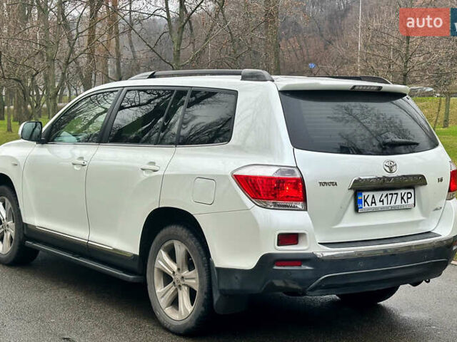 Белый Тойота Хайлендер, объемом двигателя 3.5 л и пробегом 199 тыс. км за 16800 $, фото 2 на Automoto.ua