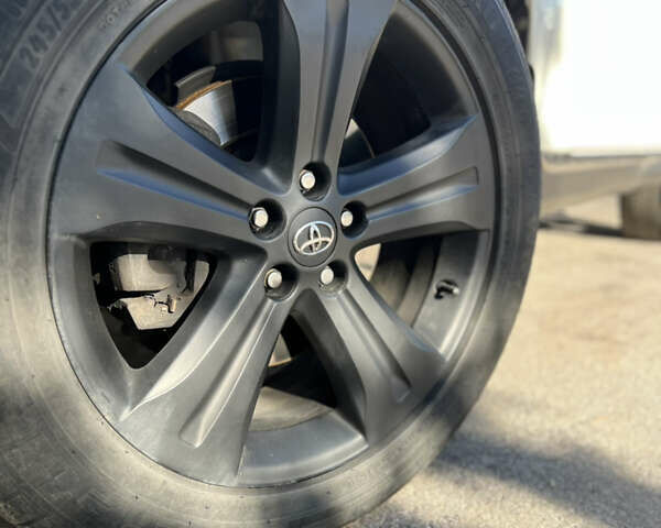 Белый Тойота Хайлендер, объемом двигателя 3.5 л и пробегом 168 тыс. км за 20500 $, фото 10 на Automoto.ua