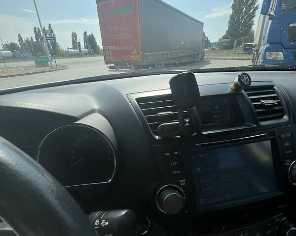Белый Тойота Хайлендер, объемом двигателя 3.46 л и пробегом 105 тыс. км за 21500 $, фото 10 на Automoto.ua
