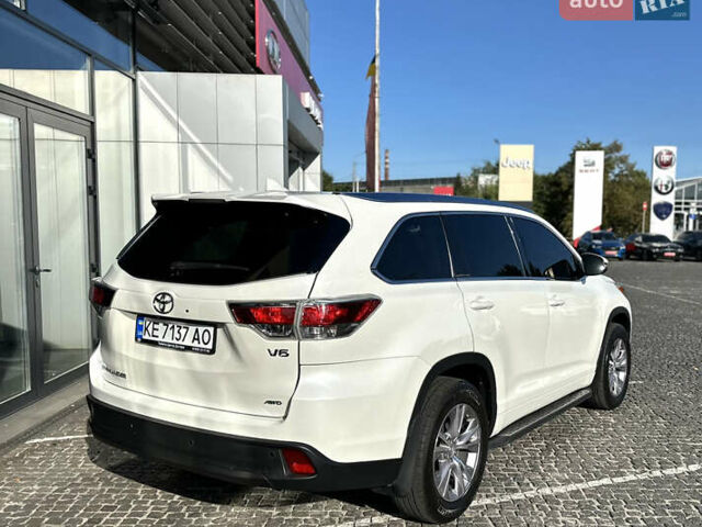 Білий Тойота Хайлендер, об'ємом двигуна 3.55 л та пробігом 120 тис. км за 21000 $, фото 8 на Automoto.ua
