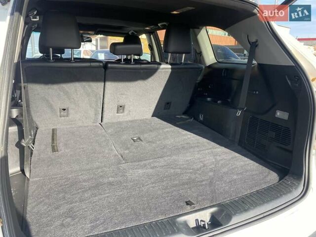 Белый Тойота Хайлендер, объемом двигателя 3.5 л и пробегом 252 тыс. км за 20990 $, фото 12 на Automoto.ua