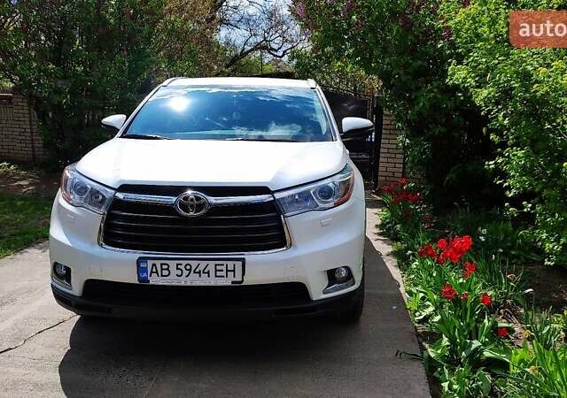 Белый Тойота Хайлендер, объемом двигателя 3.5 л и пробегом 88 тыс. км за 29000 $, фото 25 на Automoto.ua