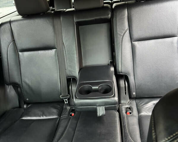 Белый Тойота Хайлендер, объемом двигателя 3.46 л и пробегом 245 тыс. км за 23500 $, фото 36 на Automoto.ua