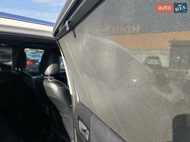 Белый Тойота Хайлендер, объемом двигателя 3.5 л и пробегом 252 тыс. км за 20990 $, фото 15 на Automoto.ua