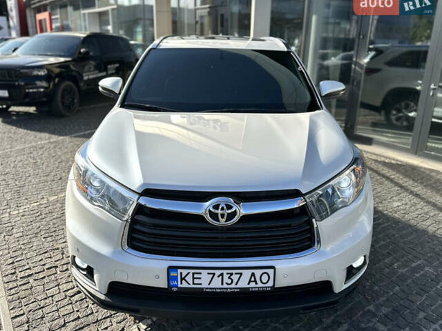 Білий Тойота Хайлендер, об'ємом двигуна 3.55 л та пробігом 120 тис. км за 21000 $, фото 2 на Automoto.ua
