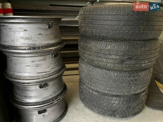 Белый Тойота Хайлендер, объемом двигателя 3.55 л и пробегом 220 тыс. км за 20515 $, фото 14 на Automoto.ua