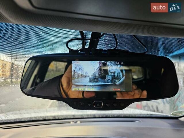 Белый Тойота Хайлендер, объемом двигателя 3.55 л и пробегом 220 тыс. км за 20515 $, фото 9 на Automoto.ua