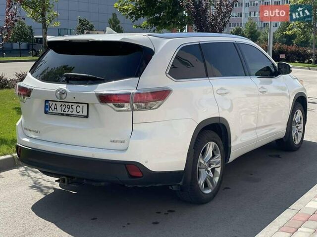 Білий Тойота Хайлендер, об'ємом двигуна 3.46 л та пробігом 158 тис. км за 21500 $, фото 8 на Automoto.ua