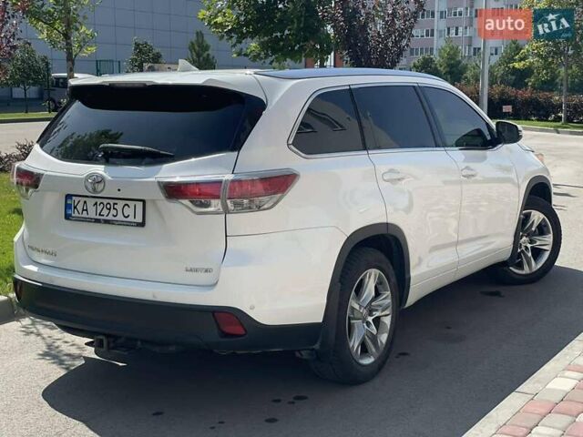 Білий Тойота Хайлендер, об'ємом двигуна 3.46 л та пробігом 158 тис. км за 21500 $, фото 3 на Automoto.ua