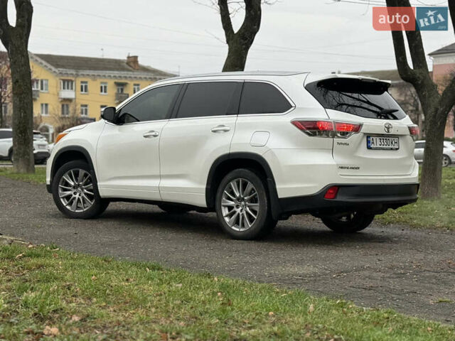 Белый Тойота Хайлендер, объемом двигателя 2.67 л и пробегом 152 тыс. км за 22800 $, фото 9 на Automoto.ua
