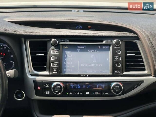 Білий Тойота Хайлендер, об'ємом двигуна 3.46 л та пробігом 158 тис. км за 21500 $, фото 17 на Automoto.ua