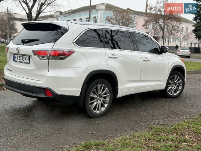 Белый Тойота Хайлендер, объемом двигателя 2.67 л и пробегом 152 тыс. км за 22800 $, фото 18 на Automoto.ua