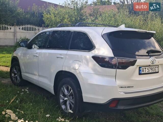 Білий Тойота Хайлендер, об'ємом двигуна 3.5 л та пробігом 210 тис. км за 19200 $, фото 10 на Automoto.ua