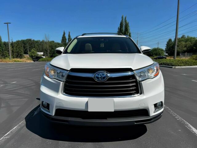 Белый Тойота Хайлендер, объемом двигателя 3.5 л и пробегом 80 тыс. км за 7100 $, фото 1 на Automoto.ua
