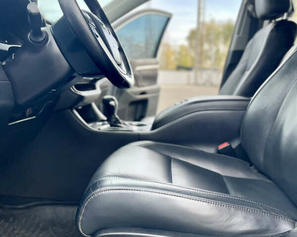 Белый Тойота Хайлендер, объемом двигателя 2.67 л и пробегом 180 тыс. км за 18995 $, фото 41 на Automoto.ua