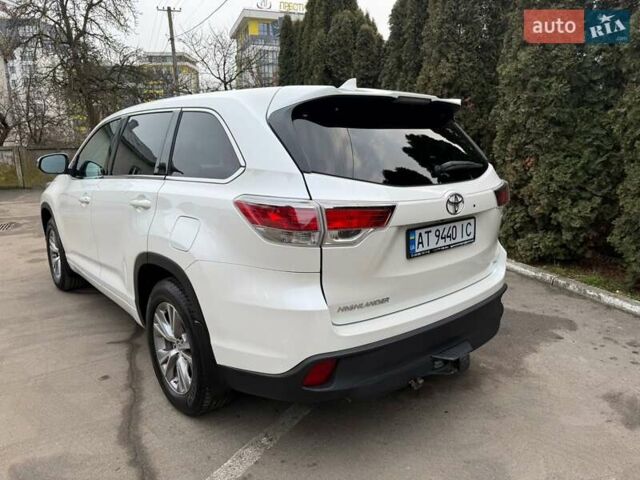 Белый Тойота Хайлендер, объемом двигателя 3.46 л и пробегом 199 тыс. км за 20450 $, фото 20 на Automoto.ua
