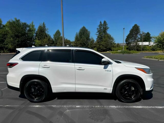 Белый Тойота Хайлендер, объемом двигателя 3.5 л и пробегом 80 тыс. км за 7100 $, фото 6 на Automoto.ua