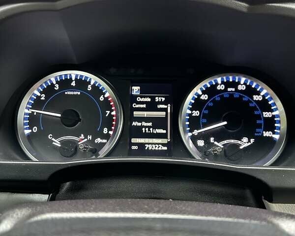Білий Тойота Хайлендер, об'ємом двигуна 2.7 л та пробігом 115 тис. км за 31500 $, фото 5 на Automoto.ua