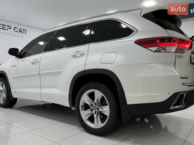 Белый Тойота Хайлендер, объемом двигателя 3.46 л и пробегом 100 тыс. км за 34000 $, фото 19 на Automoto.ua