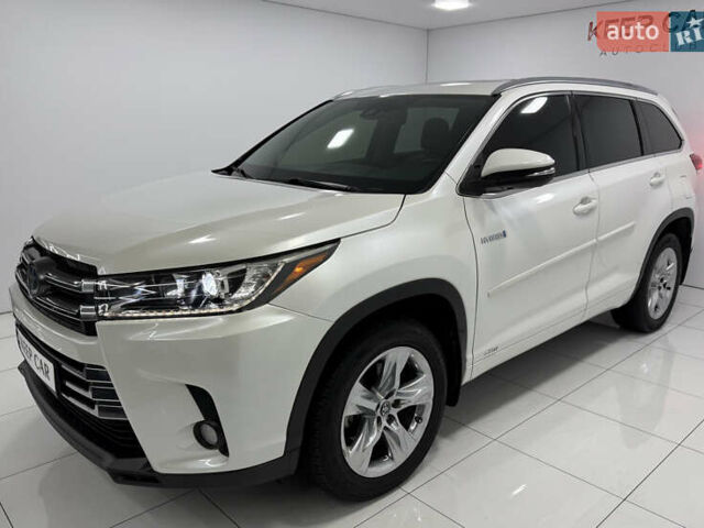 Белый Тойота Хайлендер, объемом двигателя 3.46 л и пробегом 100 тыс. км за 34000 $, фото 11 на Automoto.ua