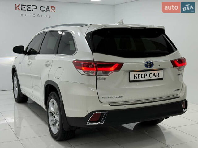 Белый Тойота Хайлендер, объемом двигателя 3.46 л и пробегом 100 тыс. км за 34000 $, фото 17 на Automoto.ua