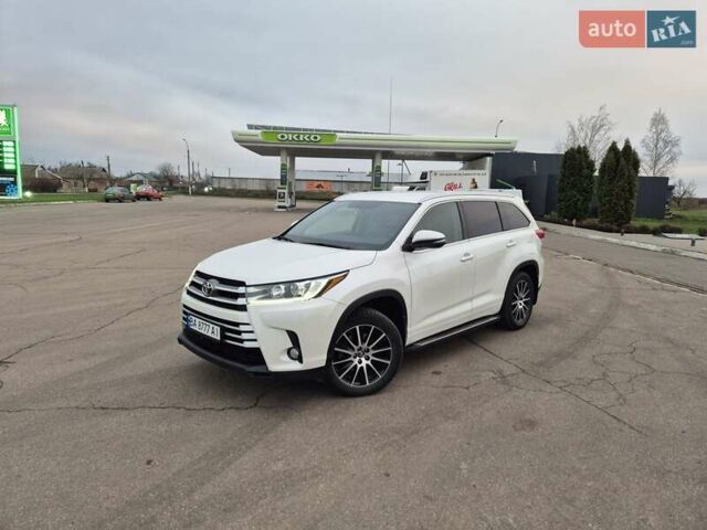 Білий Тойота Хайлендер, об'ємом двигуна 2.67 л та пробігом 149 тис. км за 29500 $, фото 2 на Automoto.ua