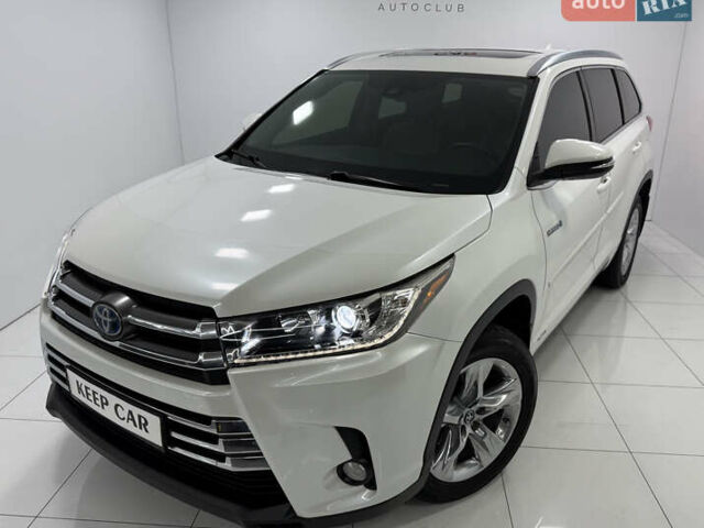 Белый Тойота Хайлендер, объемом двигателя 3.46 л и пробегом 100 тыс. км за 34000 $, фото 1 на Automoto.ua