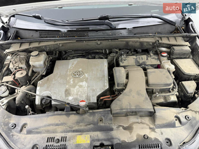 Белый Тойота Хайлендер, объемом двигателя 3.46 л и пробегом 100 тыс. км за 34000 $, фото 13 на Automoto.ua