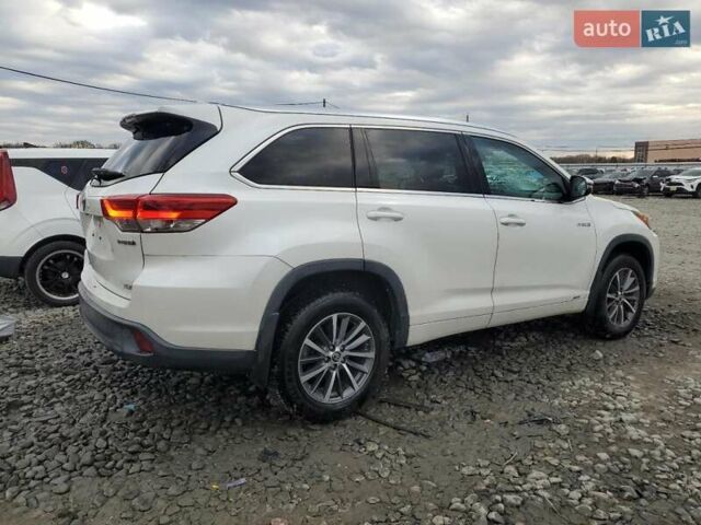 Белый Тойота Хайлендер, объемом двигателя 3.5 л и пробегом 86 тыс. км за 8700 $, фото 2 на Automoto.ua