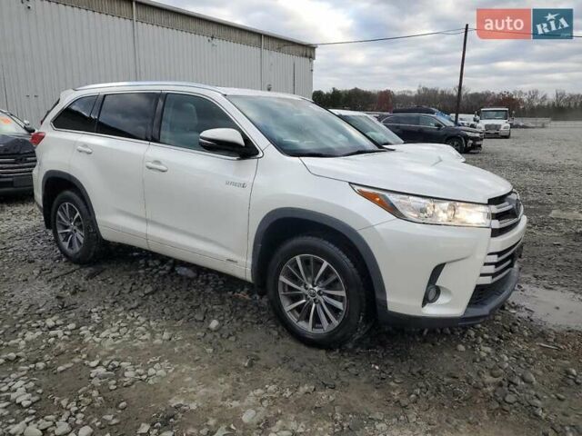 Белый Тойота Хайлендер, объемом двигателя 3.5 л и пробегом 86 тыс. км за 8700 $, фото 3 на Automoto.ua