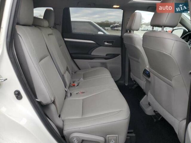 Белый Тойота Хайлендер, объемом двигателя 3.5 л и пробегом 86 тыс. км за 8700 $, фото 9 на Automoto.ua