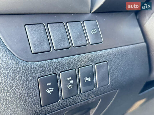 Белый Тойота Хайлендер, объемом двигателя 3.46 л и пробегом 149 тыс. км за 32700 $, фото 9 на Automoto.ua