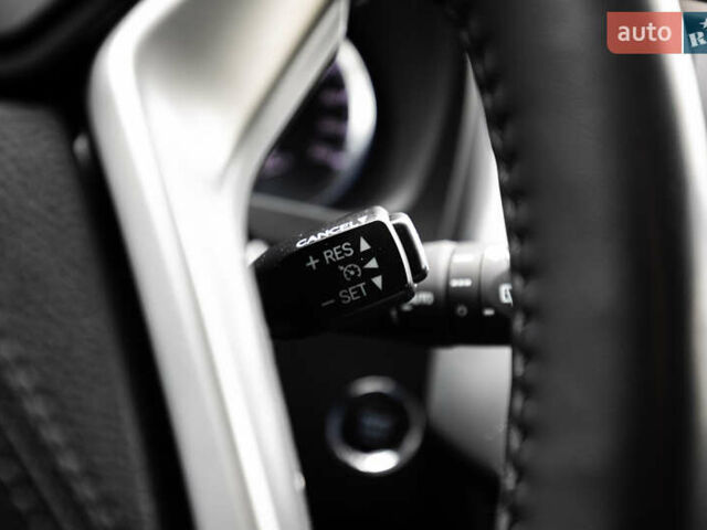 Белый Тойота Хайлендер, объемом двигателя 3.46 л и пробегом 26 тыс. км за 37950 $, фото 30 на Automoto.ua