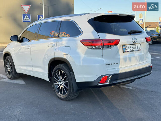 Белый Тойота Хайлендер, объемом двигателя 3.46 л и пробегом 149 тыс. км за 32700 $, фото 6 на Automoto.ua