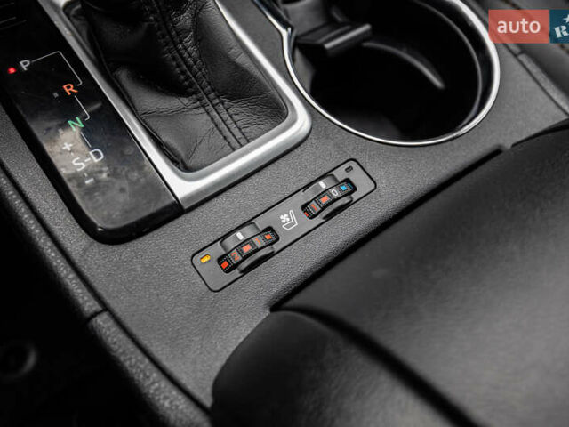 Белый Тойота Хайлендер, объемом двигателя 3.46 л и пробегом 26 тыс. км за 37950 $, фото 36 на Automoto.ua