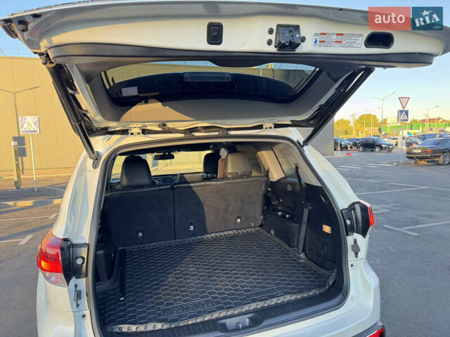 Белый Тойота Хайлендер, объемом двигателя 3.46 л и пробегом 149 тыс. км за 32700 $, фото 16 на Automoto.ua
