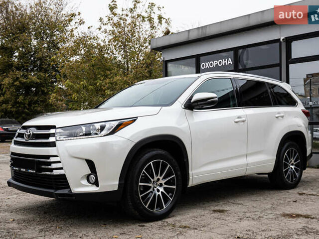 Белый Тойота Хайлендер, объемом двигателя 3.46 л и пробегом 26 тыс. км за 37950 $, фото 8 на Automoto.ua