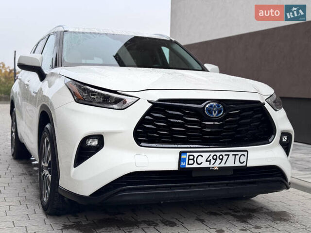 Тойота Хайлендер 2020 в Львове на Automoto.ua Белый Тойота Хайлендер, объемом двигателя 2.49 л и пробегом 60 тыс. км за 47500 $, фото 21 на Automoto.ua