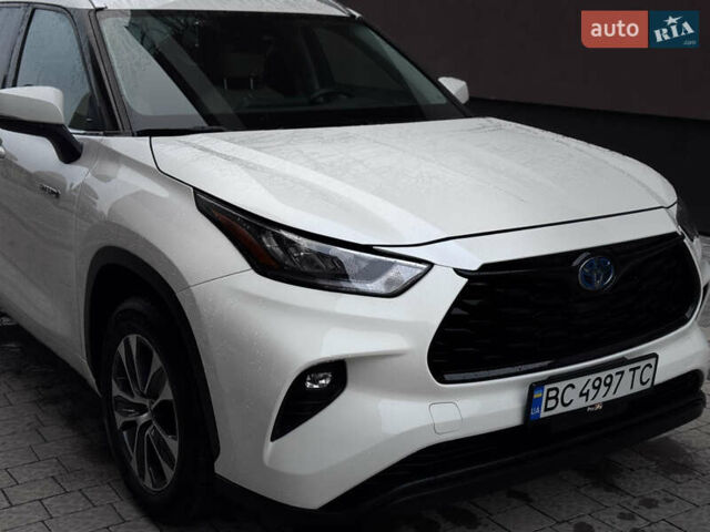 Тойота Хайлендер 2020 в Львове на Automoto.ua Белый Тойота Хайлендер, объемом двигателя 2.49 л и пробегом 60 тыс. км за 47500 $, фото 15 на Automoto.ua