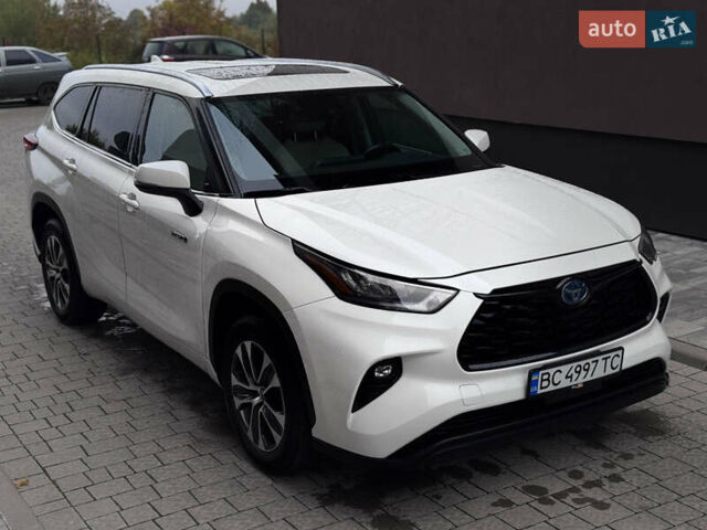 Тойота Хайлендер 2020 в Львове на Automoto.ua Белый Тойота Хайлендер, объемом двигателя 2.49 л и пробегом 60 тыс. км за 47500 $, фото 2 на Automoto.ua