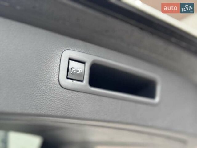 Білий Тойота Хайлендер, об'ємом двигуна 2.49 л та пробігом 61 тис. км за 41800 $, фото 22 на Automoto.ua