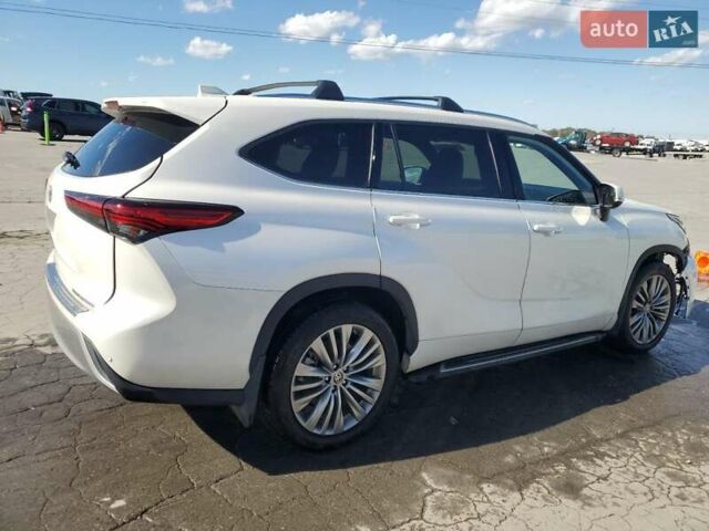 Белый Тойота Хайлендер, объемом двигателя 3.5 л и пробегом 82 тыс. км за 13600 $, фото 2 на Automoto.ua